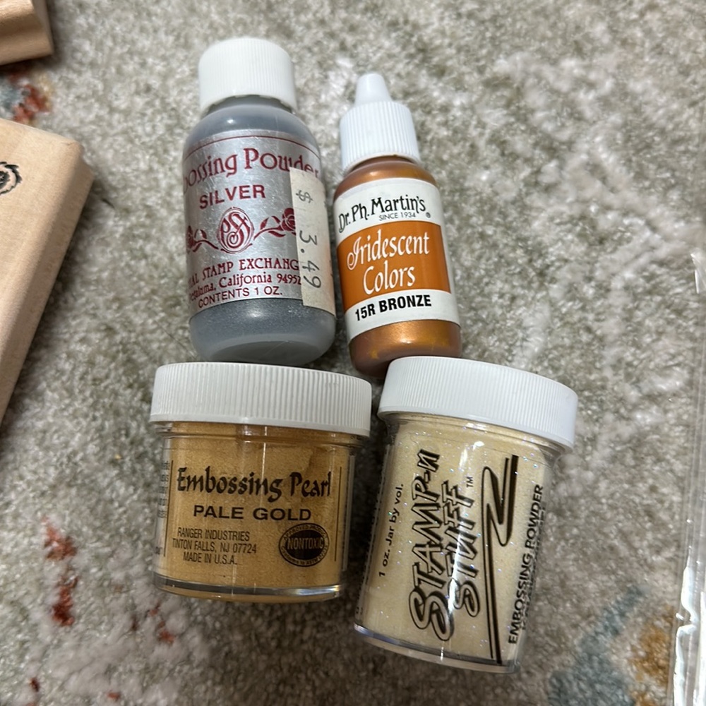 New and like new stamps and supplies - Picture 7 of 10